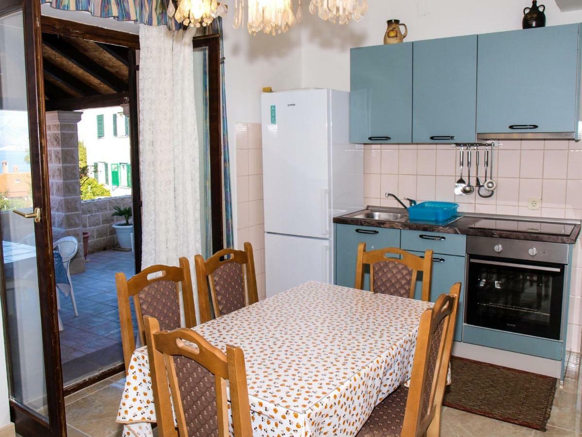 Apartment Vukovic Postira