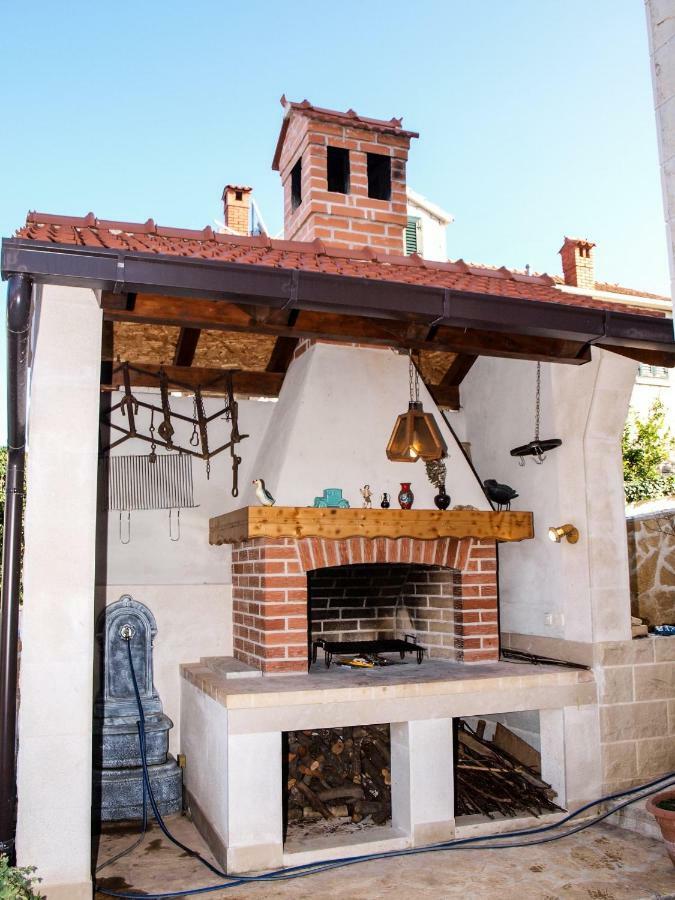 Vukovic Apartment Postira
